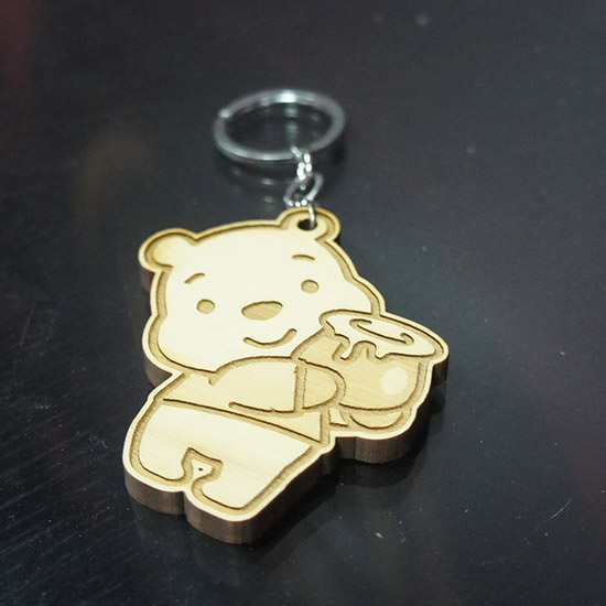 可愛小熊維尼木頭鑰匙圈(雙面)